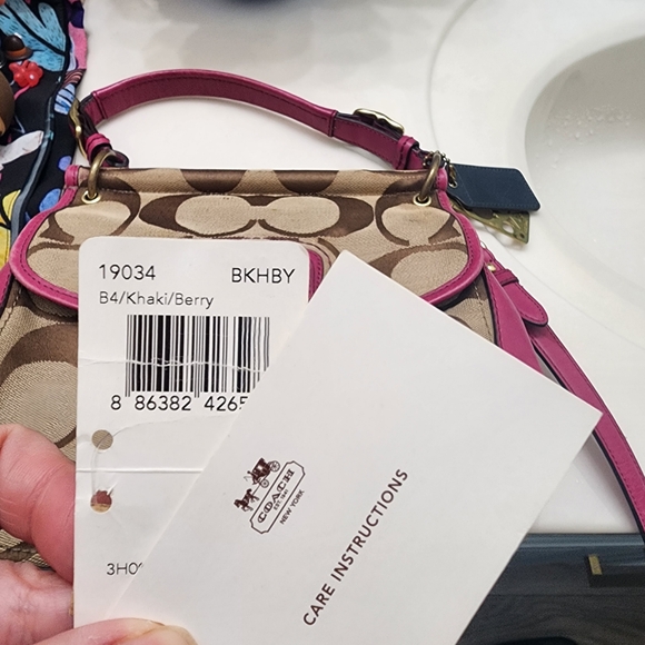 Coach Brown and Pink Signature Bag - Picture 10 of 10
